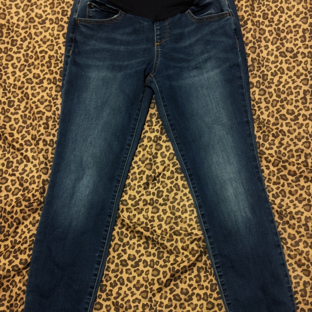 Maternity skinny jeggings